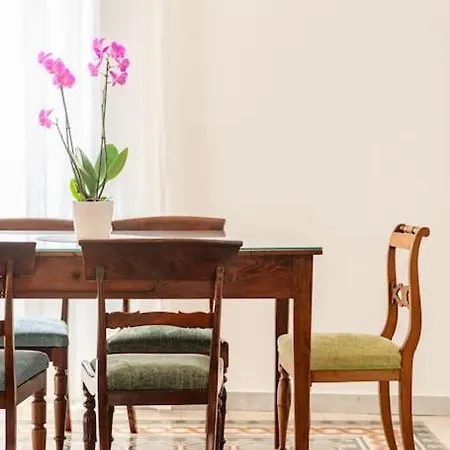 Rhome Elegant Rome